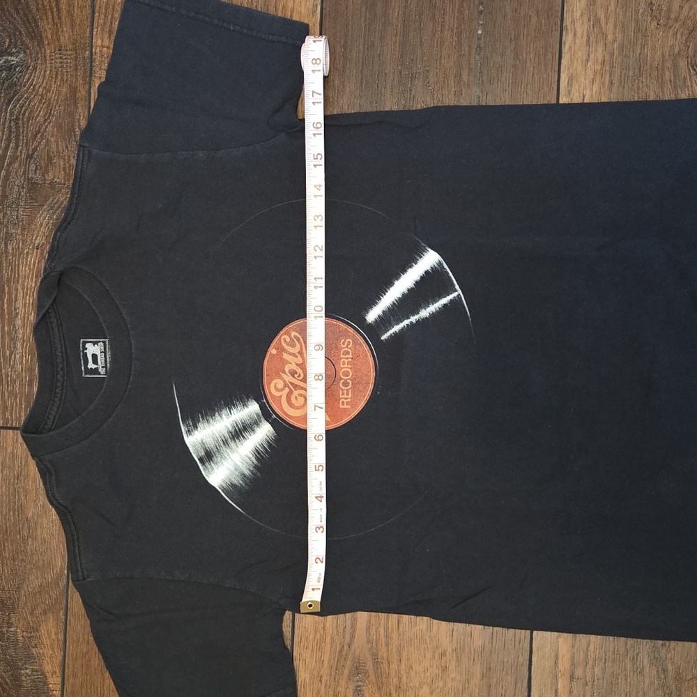 Epic Records Tee - Picture 4 of 5